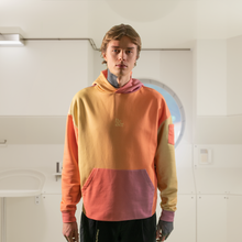 Load image into Gallery viewer, Peder Hoodie
