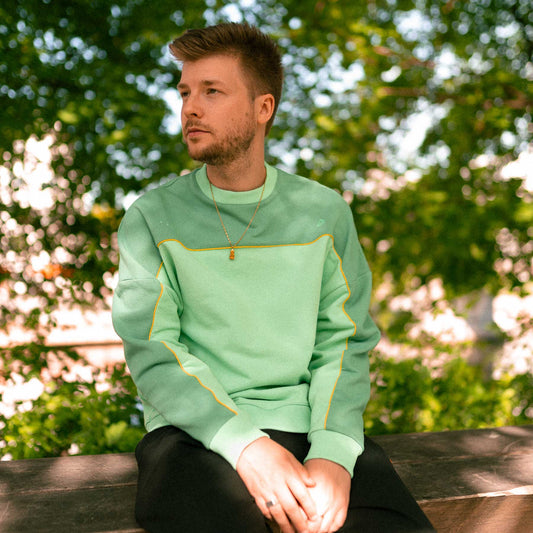 L2 Crewneck
